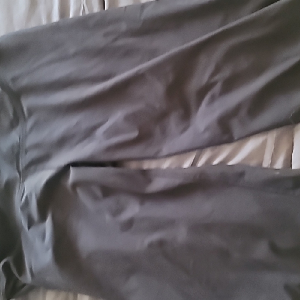 Capri workout pants